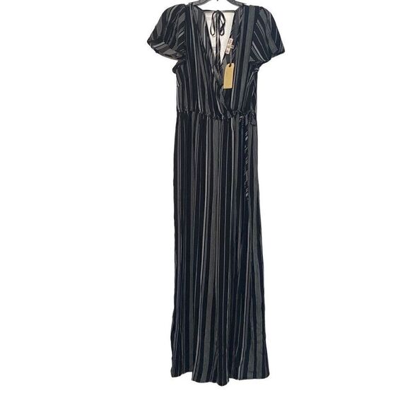 B-O-G Collective Black and White Striped Criss Cross Jumpsuit Pockets Medium NWT - Picture 2 of 10